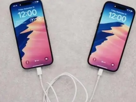 宜都苹果15维修店分享iPhone15可以给安卓充电吗 